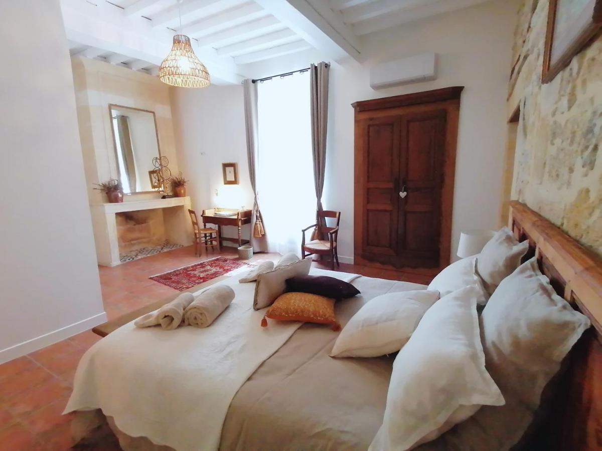 Domaine De Gaia, Piscine, Petanque, Ping Pong, Proche Saint-Emilion Bed & Breakfast Guillac  Exterior photo