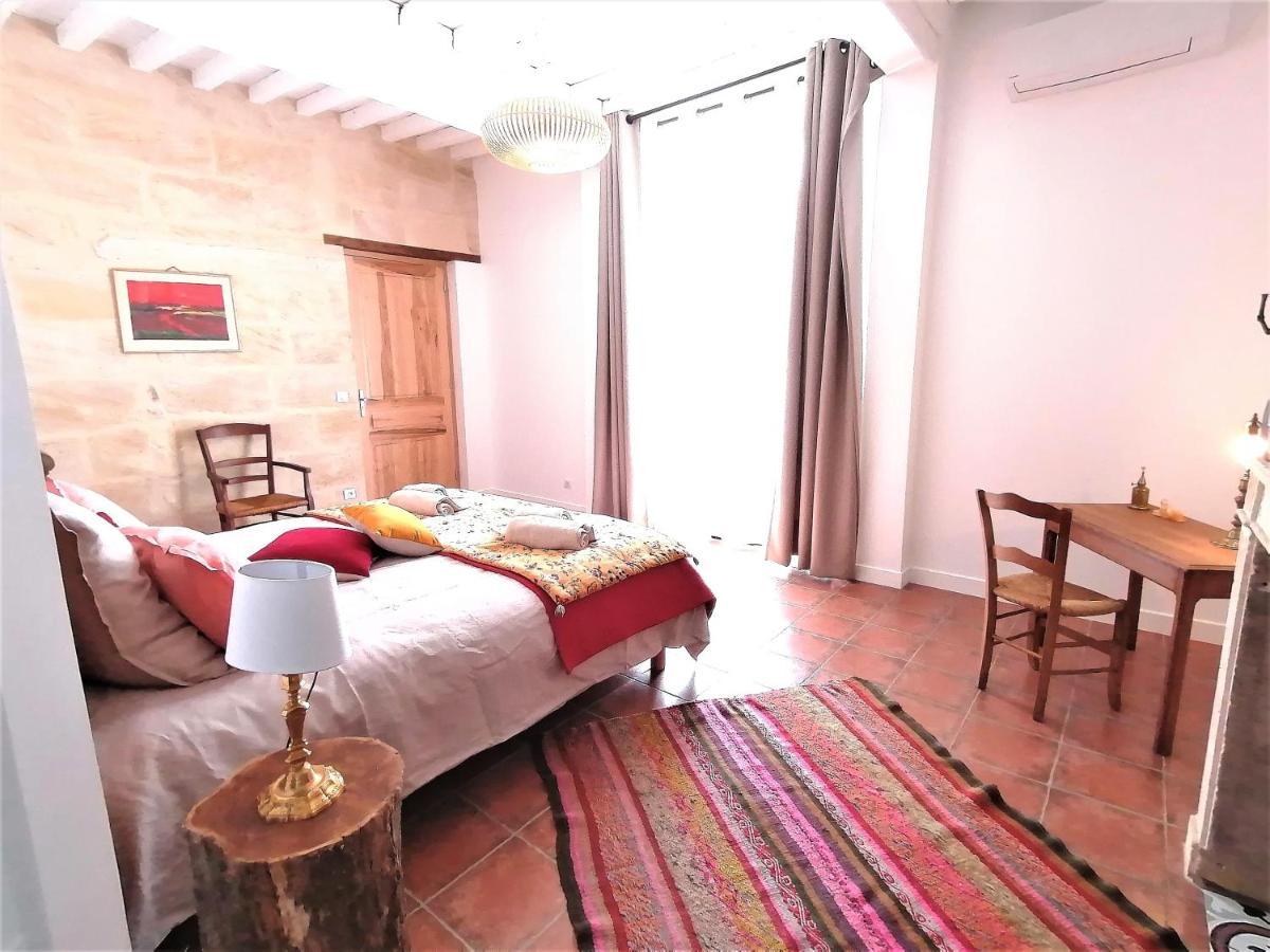 Domaine De Gaia, Piscine, Petanque, Ping Pong, Proche Saint-Emilion Bed & Breakfast Guillac  Exterior photo